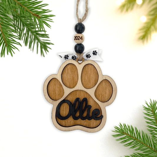 Custom Dog Paw Ornament – Personalized 2025 Keepsake with Name | Engraved Pet Memorial or Holiday Gift